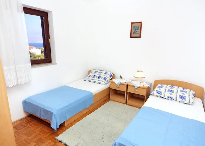 Apartment With Parking Space Supetar, Brac - 5663 *