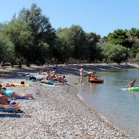 Apartment With Parking Space Supetar, Brac - 5663