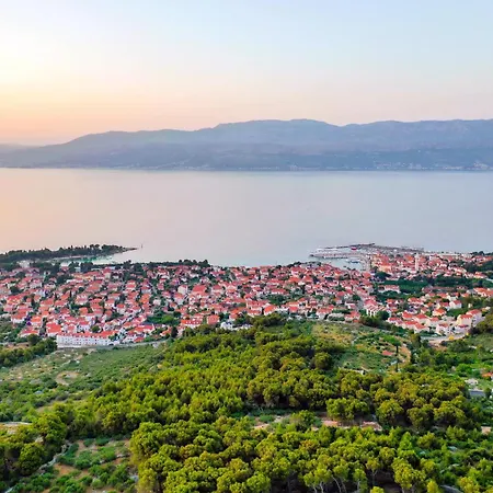 Apartamento With Parking Space Supetar, Brac - 5663 *